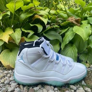 Jordan 11 legend blue